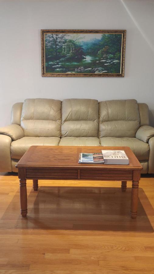 The Comfort Stay At City Of Пикъринг Екстериор снимка