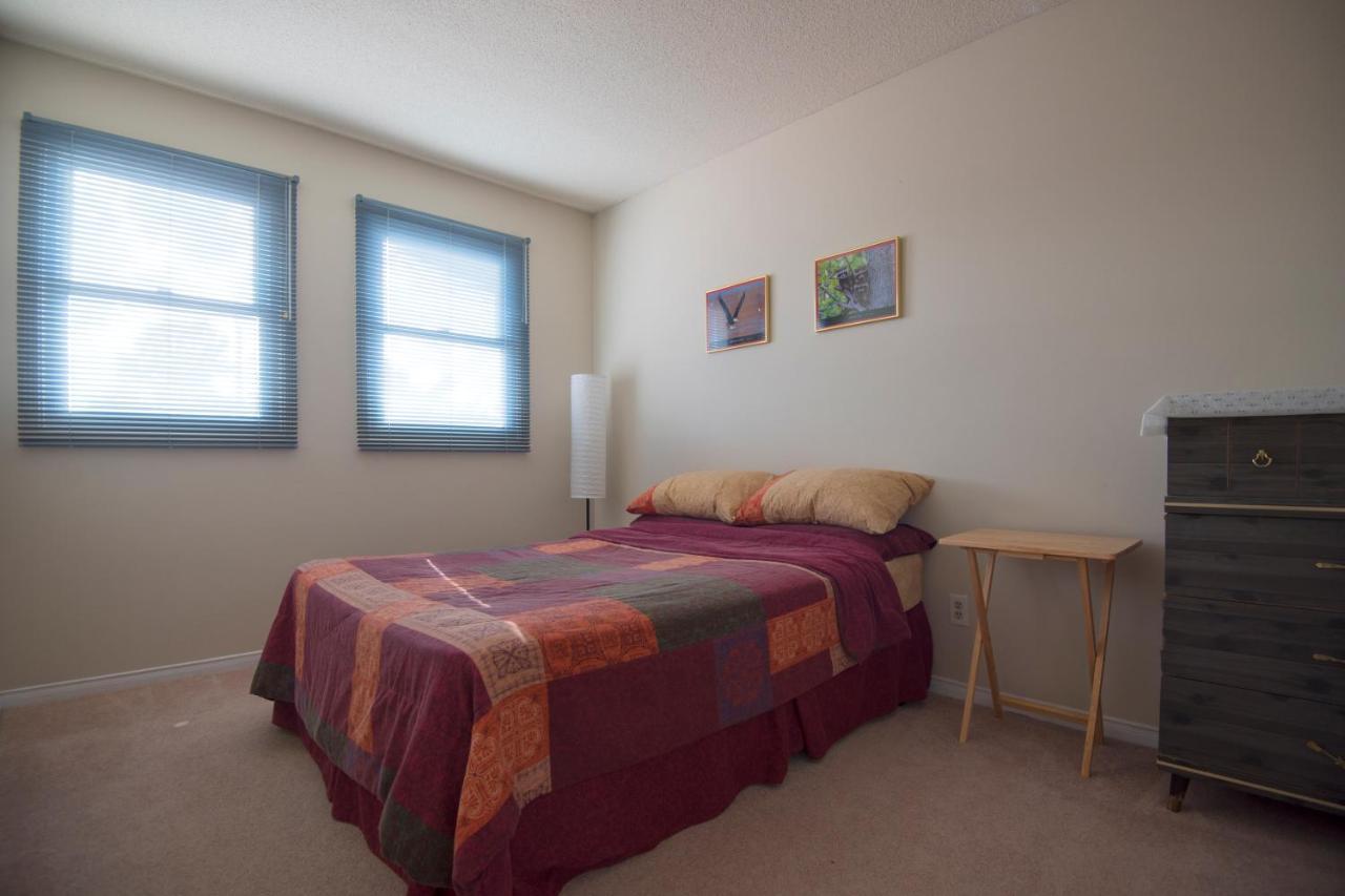 The Comfort Stay At City Of Пикъринг Екстериор снимка